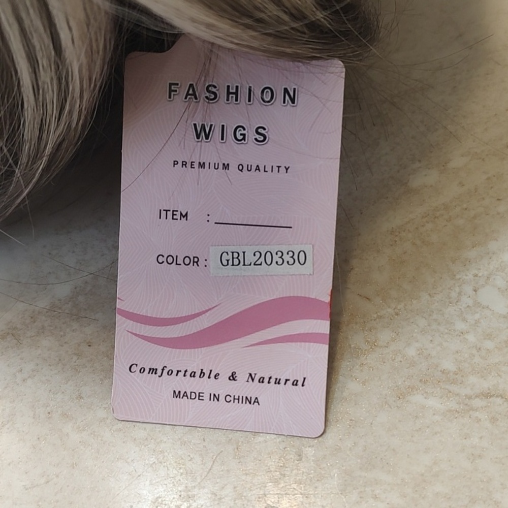 Short Blonde Ombre Synthetic Wig with Brown Roots and Soft Bangs - Picture 4 of 5